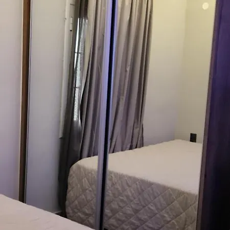 Oinos Luxury شقة فاليراكي